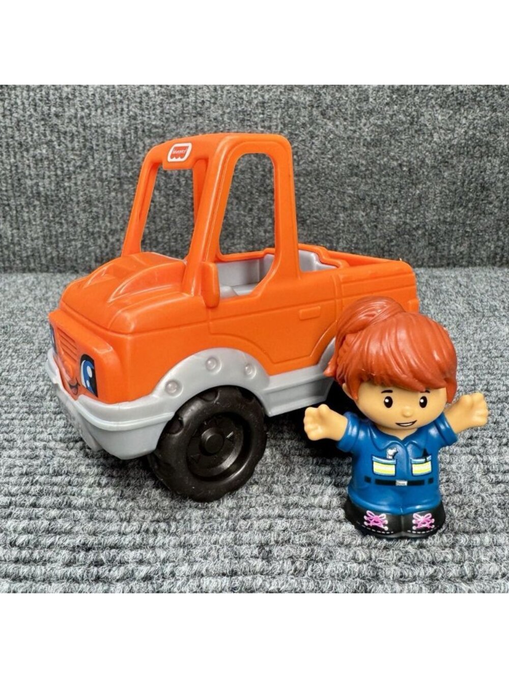 Fisher Price Little People Orange Truck Jeep Car Help A Friend + Girl Figure Tow
